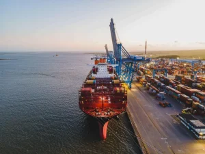 Tipos de Cargas no Transporte Rodoviário e Seus Desafios